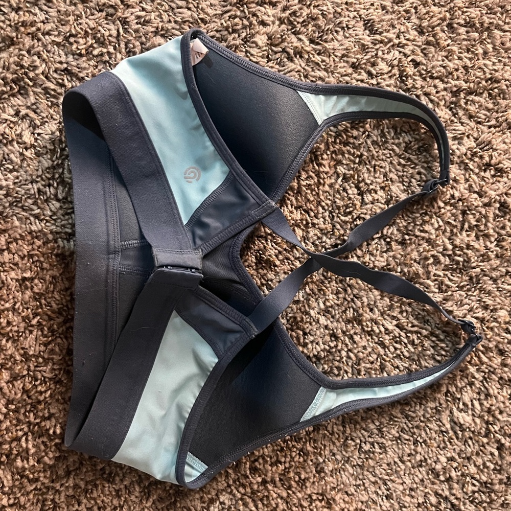 Sports Bra - Picture 2 of 4